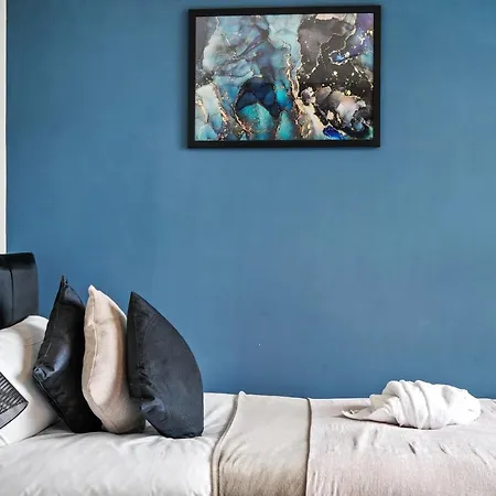 The Harbourside - Sleeps 16 شقة