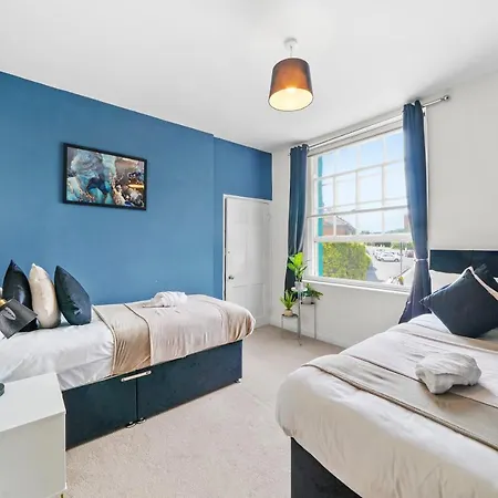 아파트 The Harbourside - Sleeps 16